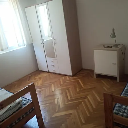 Apartmán Kod Ilje I Seke Prvic Sepurine