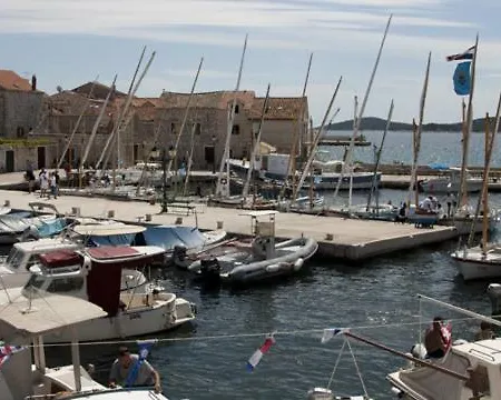 Kod Ilje I Seke Apartman Prvić Šepurine